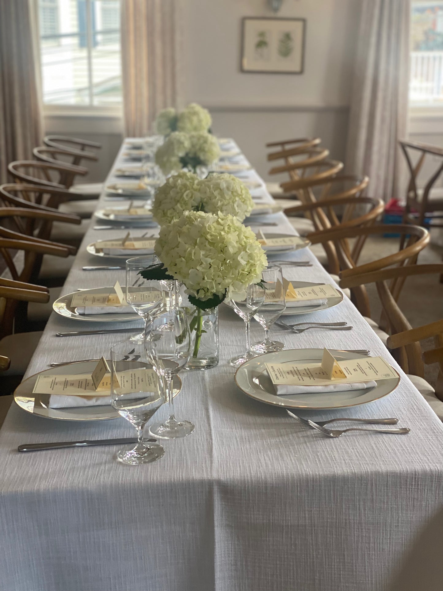 White hydrangeas for rehearsal dinner.  Post House florals.  Mt Pleasant event florist.